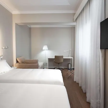 Nh Palmas Playa Canteras Hotel