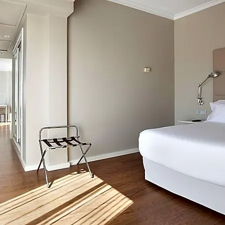 Nh Palmas Playa Canteras 3* 라스팔마스